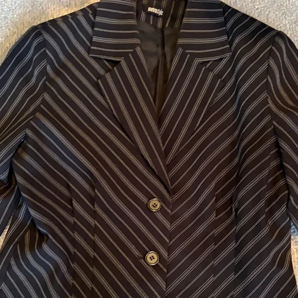 Metrostyle Black Pinstripe Pantsuit - Picture 4 of 5